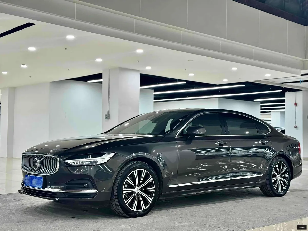 Volvo S90