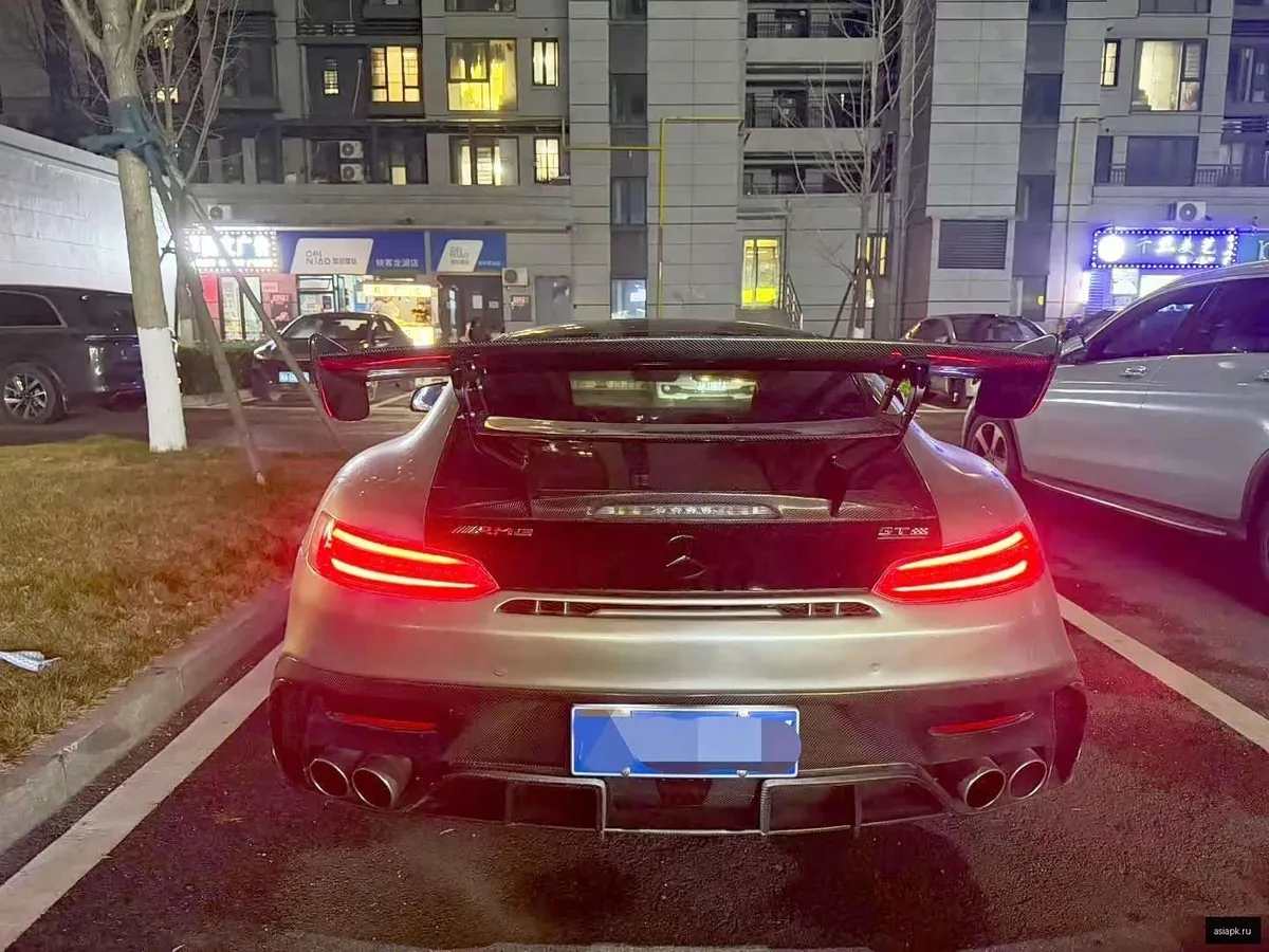 Mercedes-Benz AMG GT 5