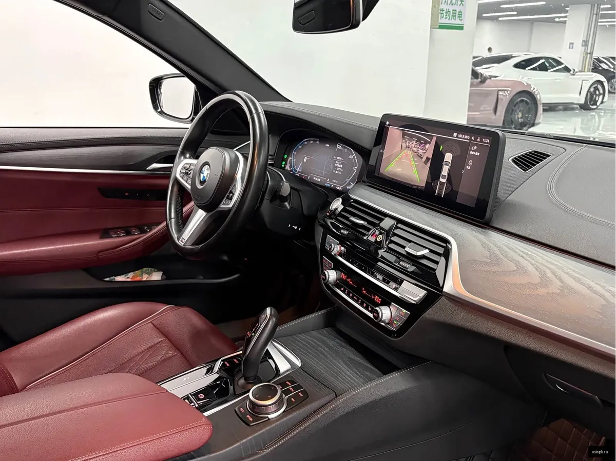 BMW 5-Series 6