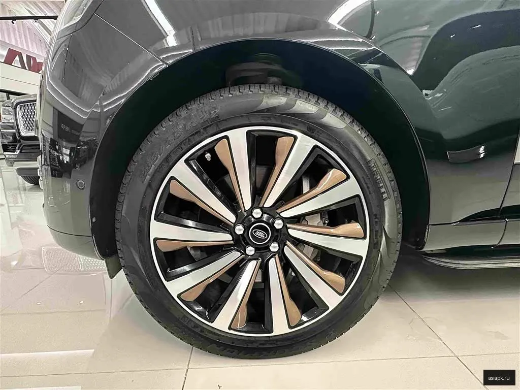 Land Rover Range Rover 4