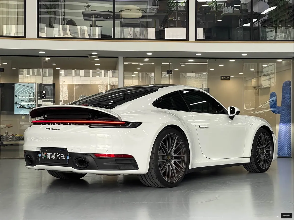Porsche 911 5