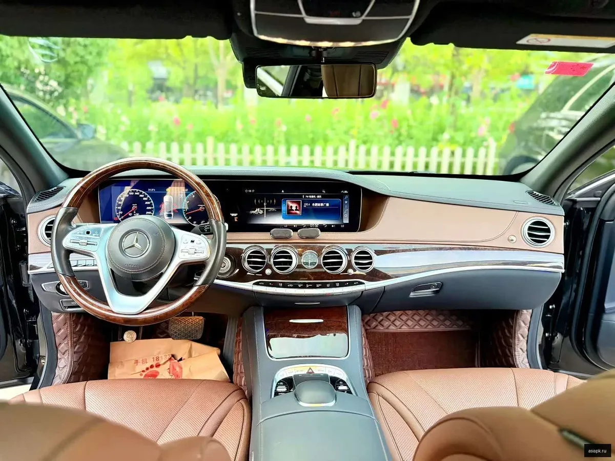 Mercedes-Benz S-Class 5