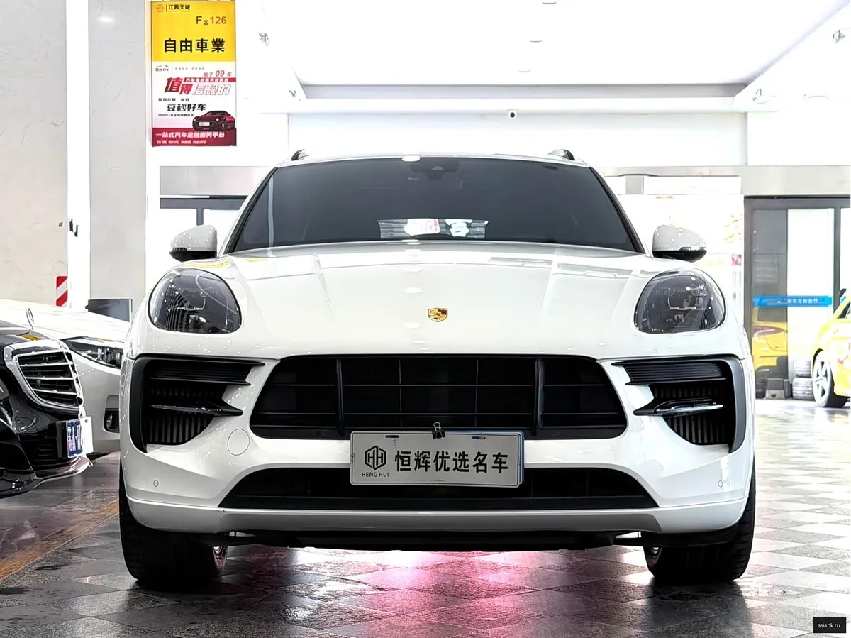 Porsche Macan 2
