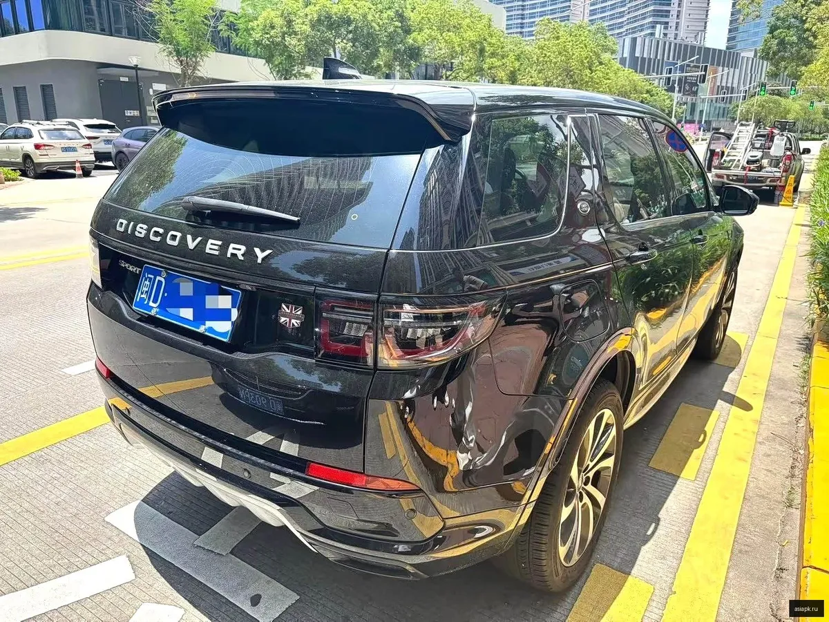 Land Rover Discovery Sport 6