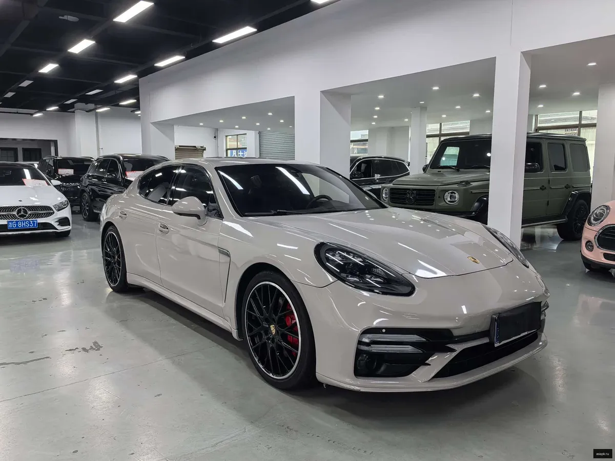 Porsche Panamera 3