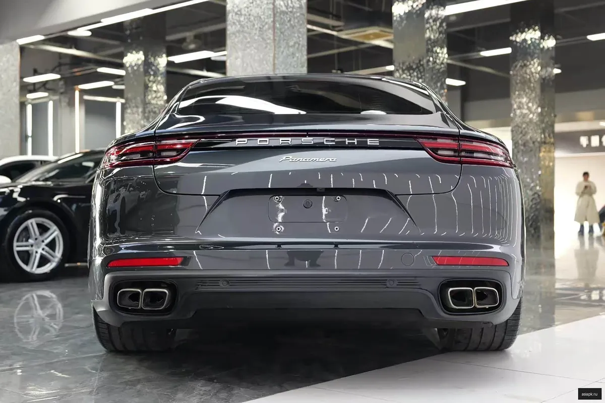 Porsche Panamera 3