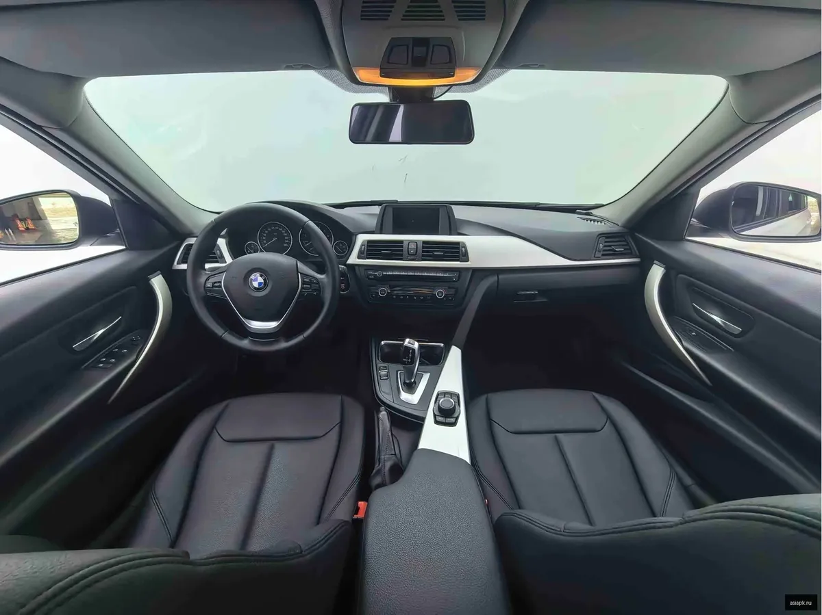 BMW 3-Series 4
