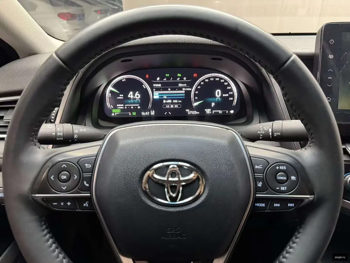 Toyota Camry 5