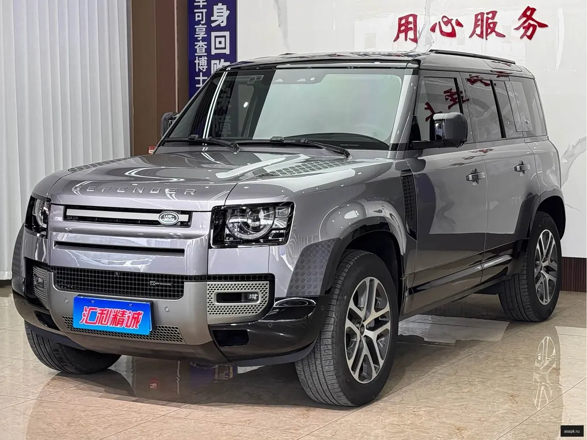 Land Rover Defender 2