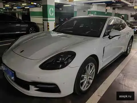 Porsche Panamera 5