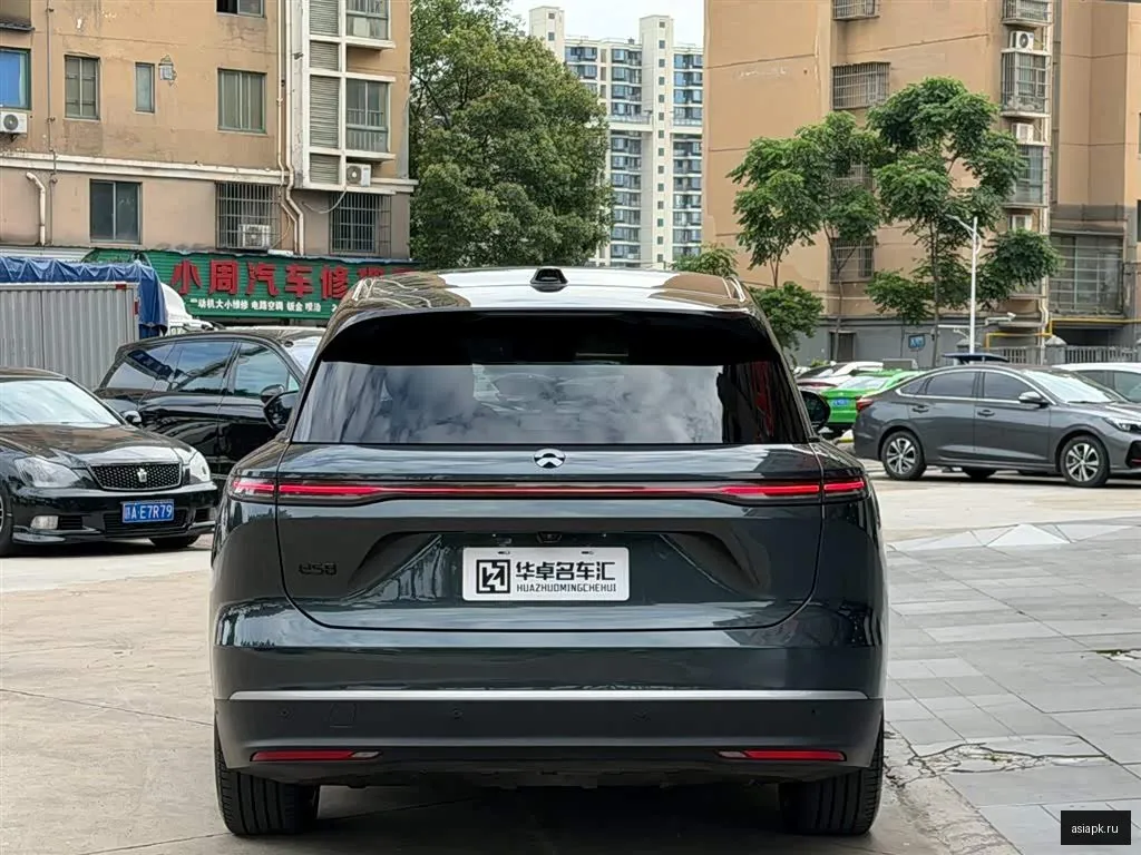 nio ES8 5