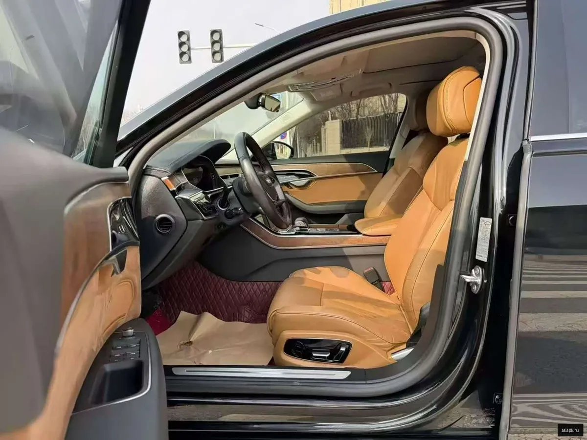 Audi A8 4