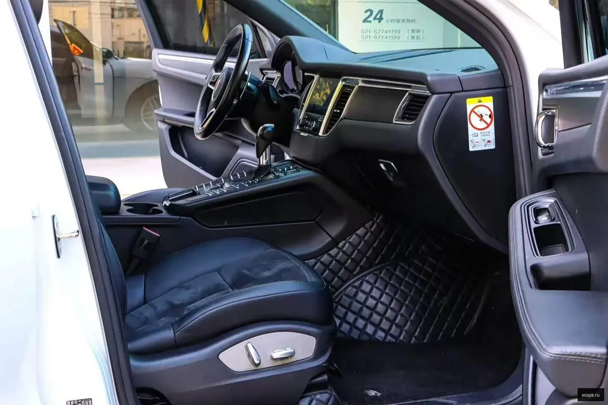 Porsche Macan 6