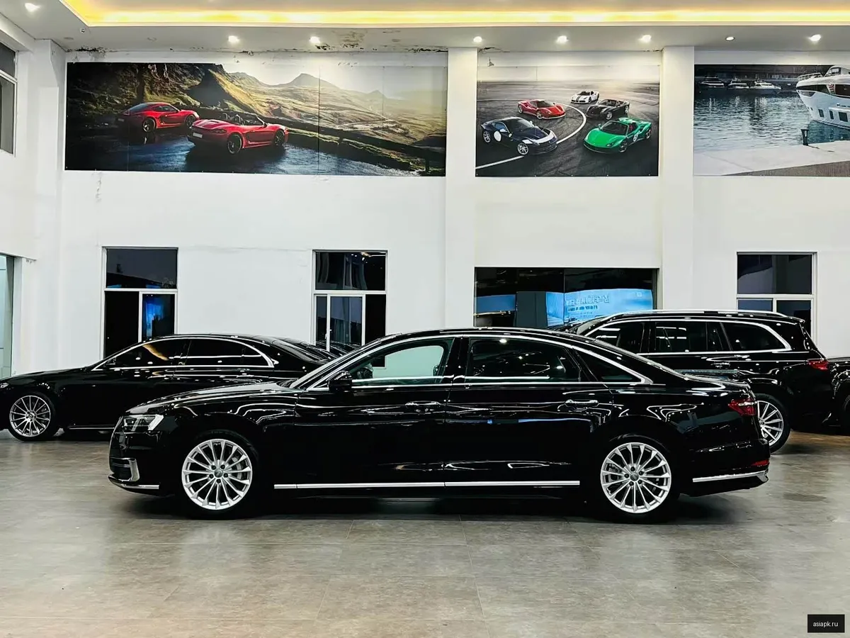 Audi A8 4