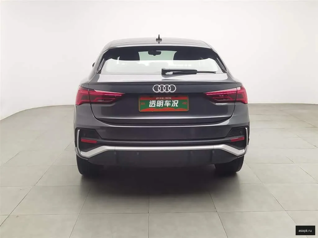 Audi Q3 4