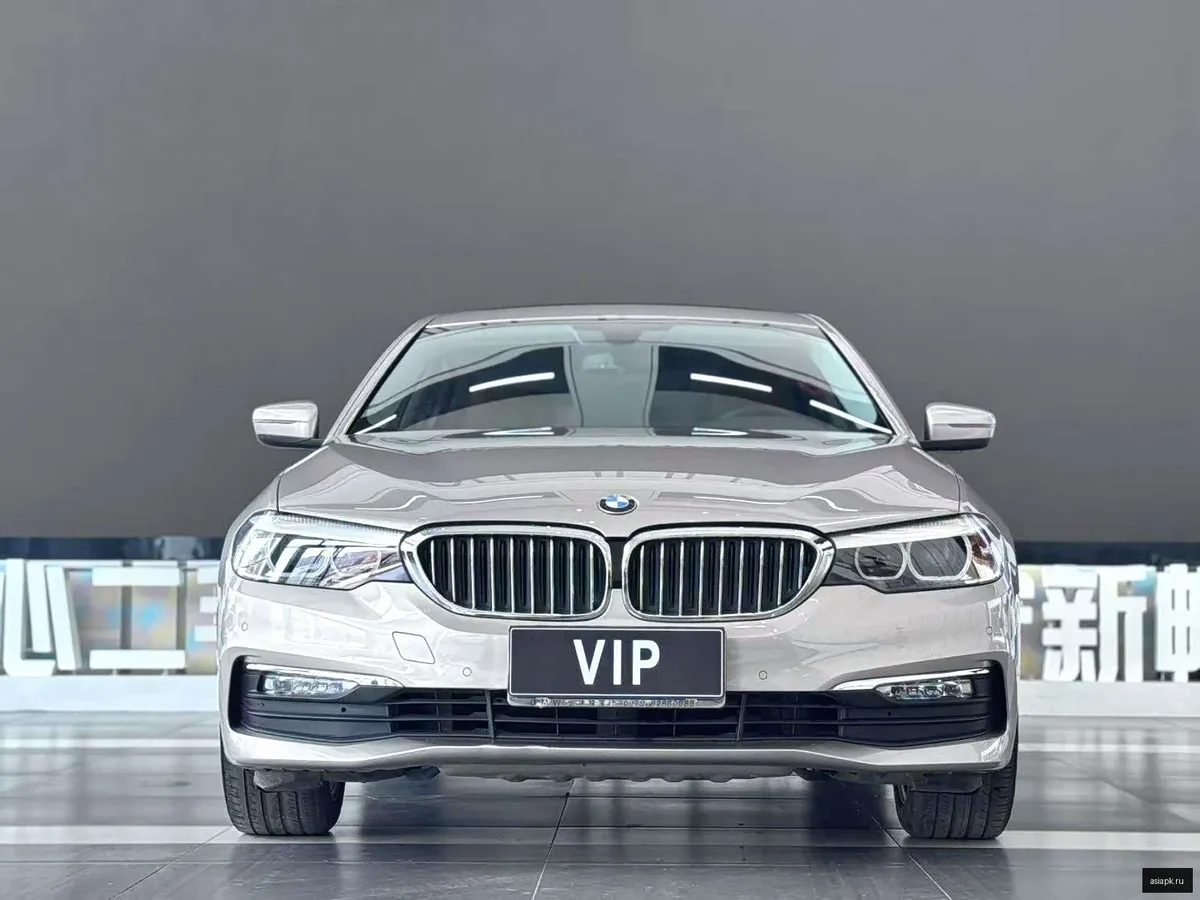 BMW 5-Series 3