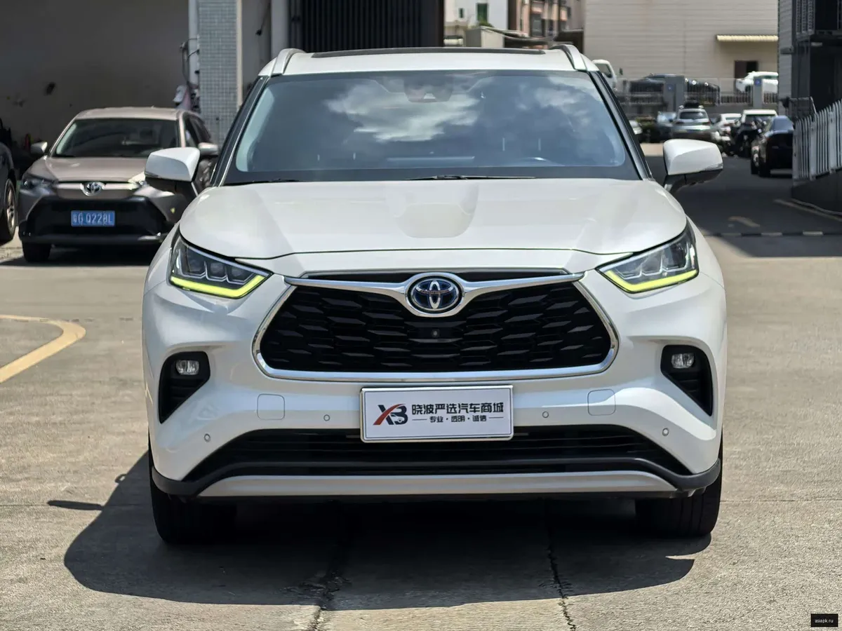 Toyota Highlander 2