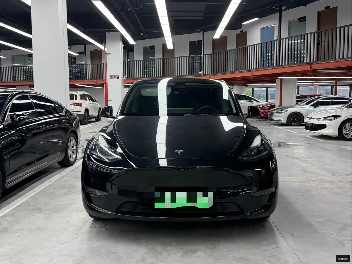 tesla Model Y 2