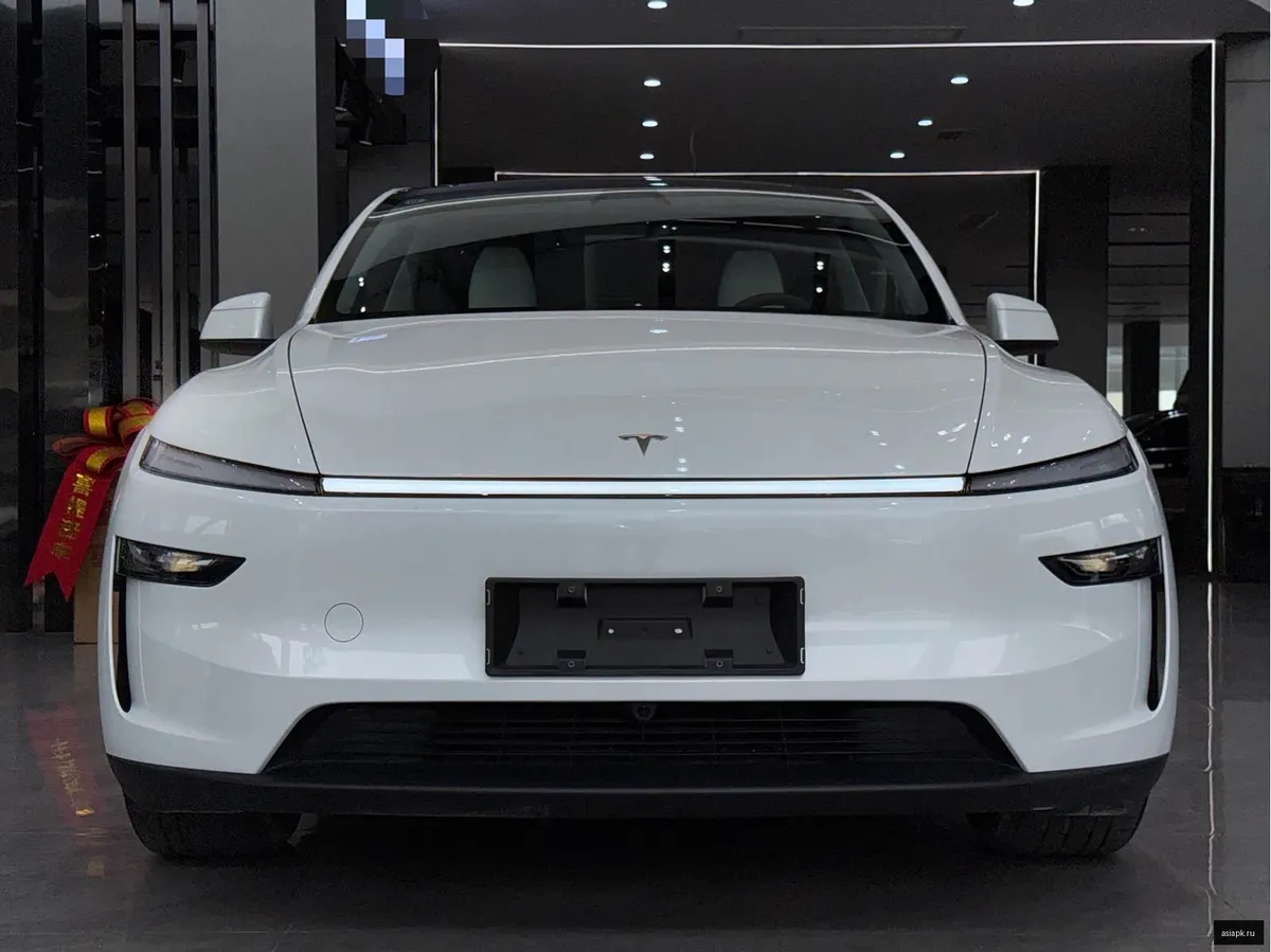 tesla Model Y 2