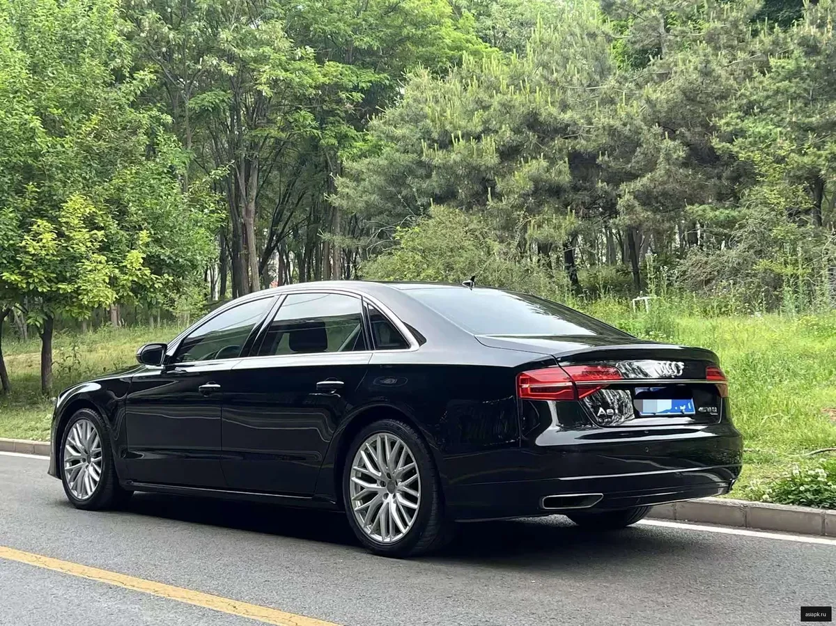 Audi A8 4