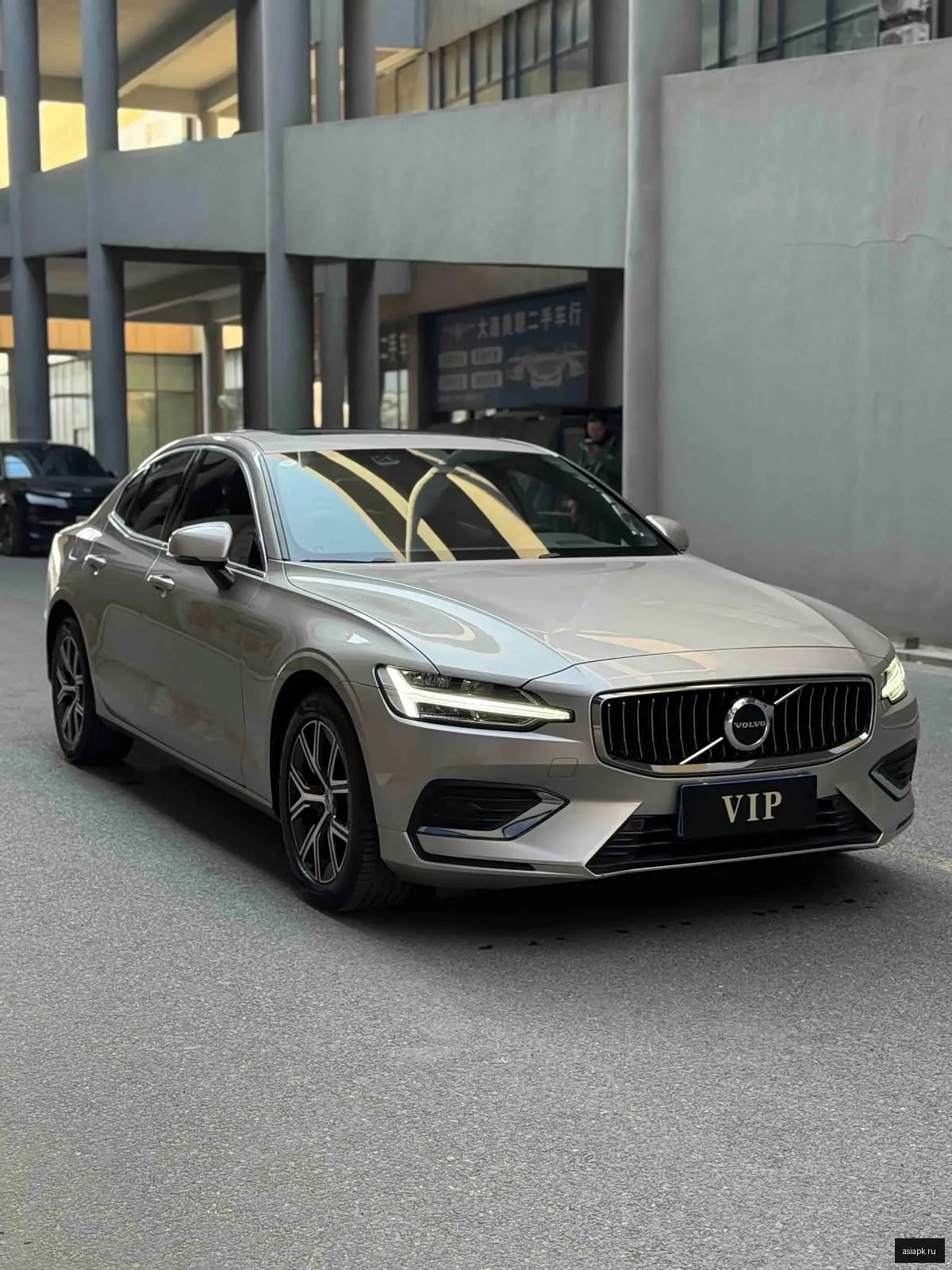 Volvo S60 3