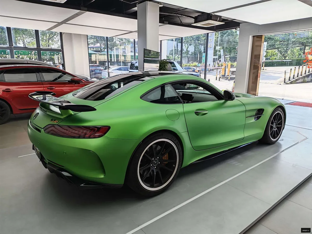 Mercedes-Benz AMG GT 3