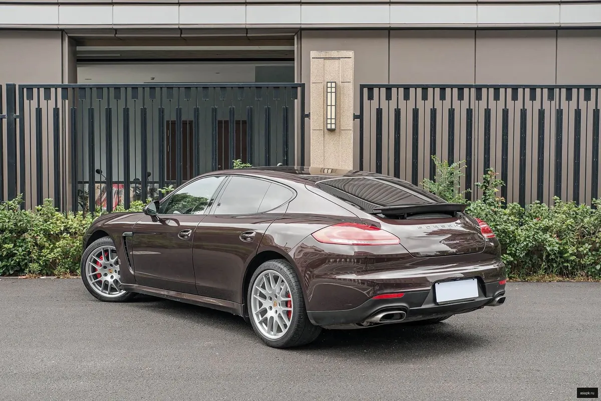 Porsche Panamera 3