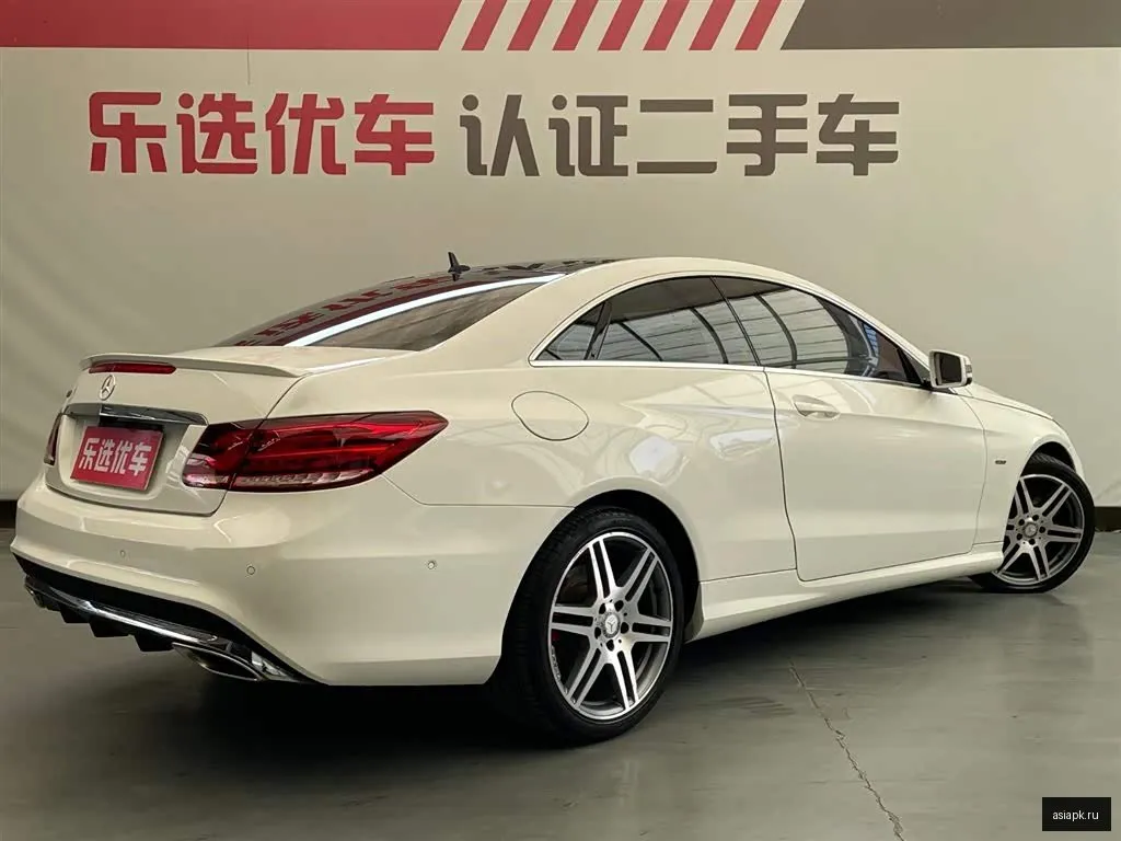 Mercedes-Benz E-Class 5