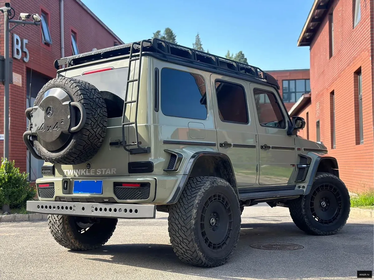Mercedes-Benz G-Class 6