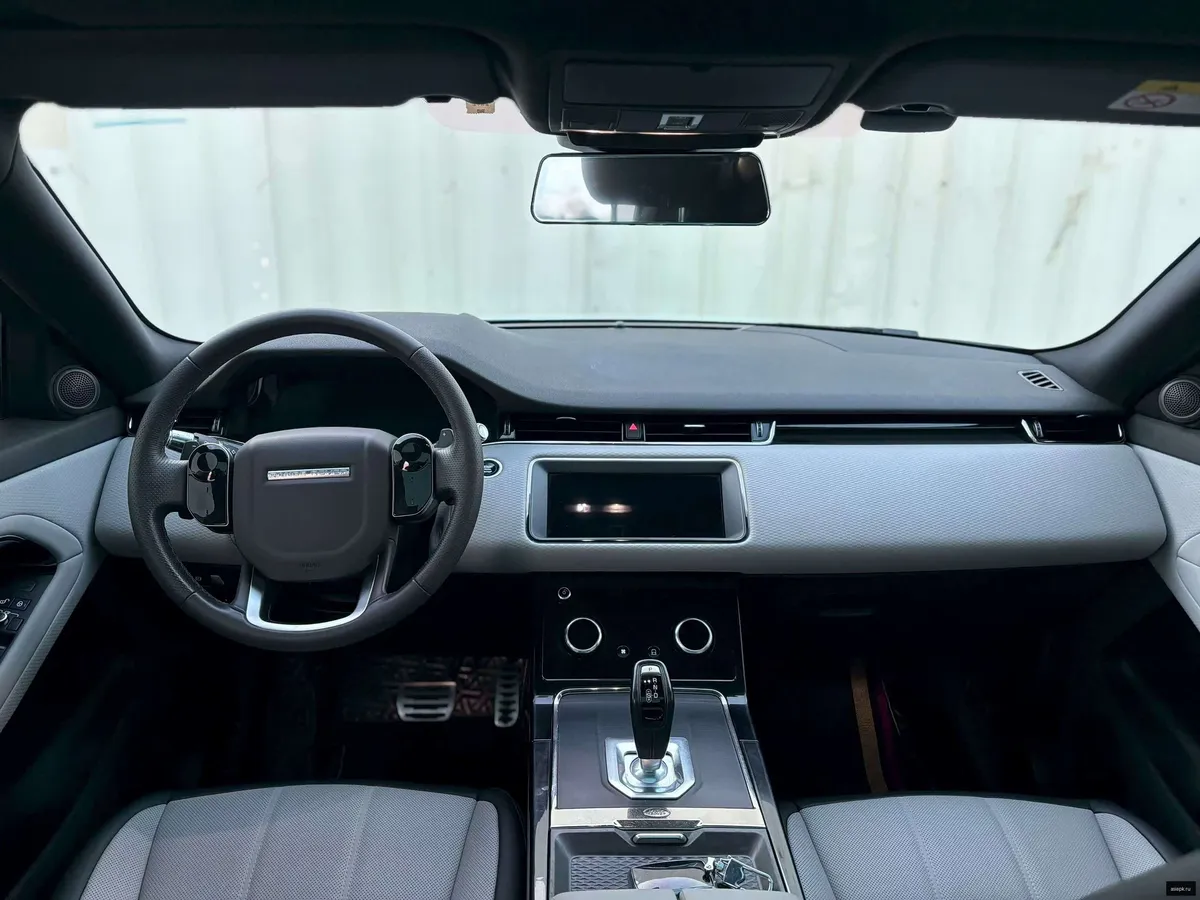 Land Rover Range Rover Evoque 4