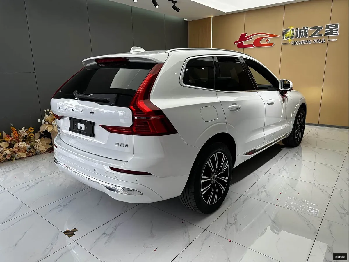 Volvo XC60 6
