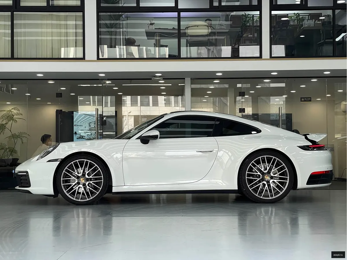 Porsche 911 4
