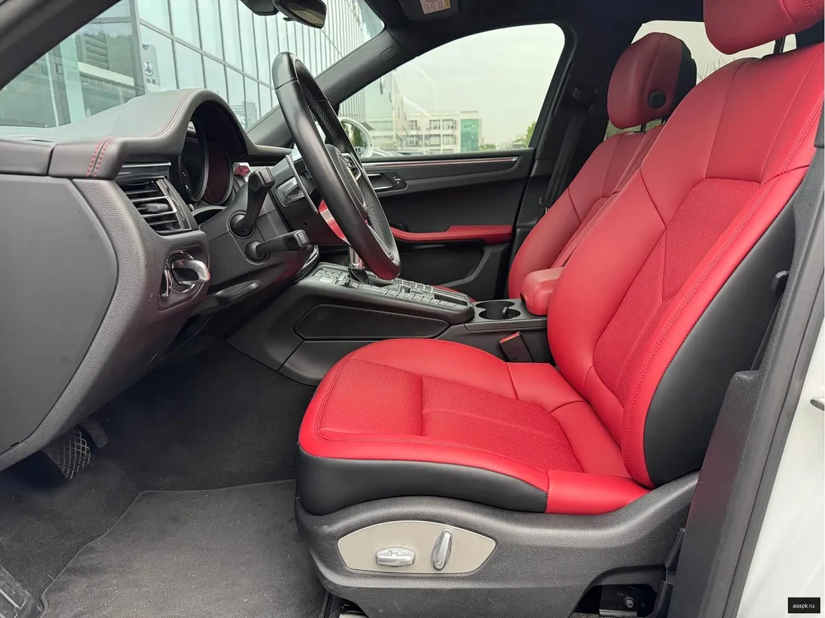 Porsche Macan 5