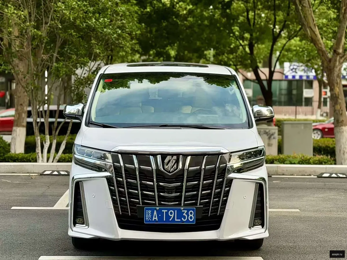 Toyota Alphard 2