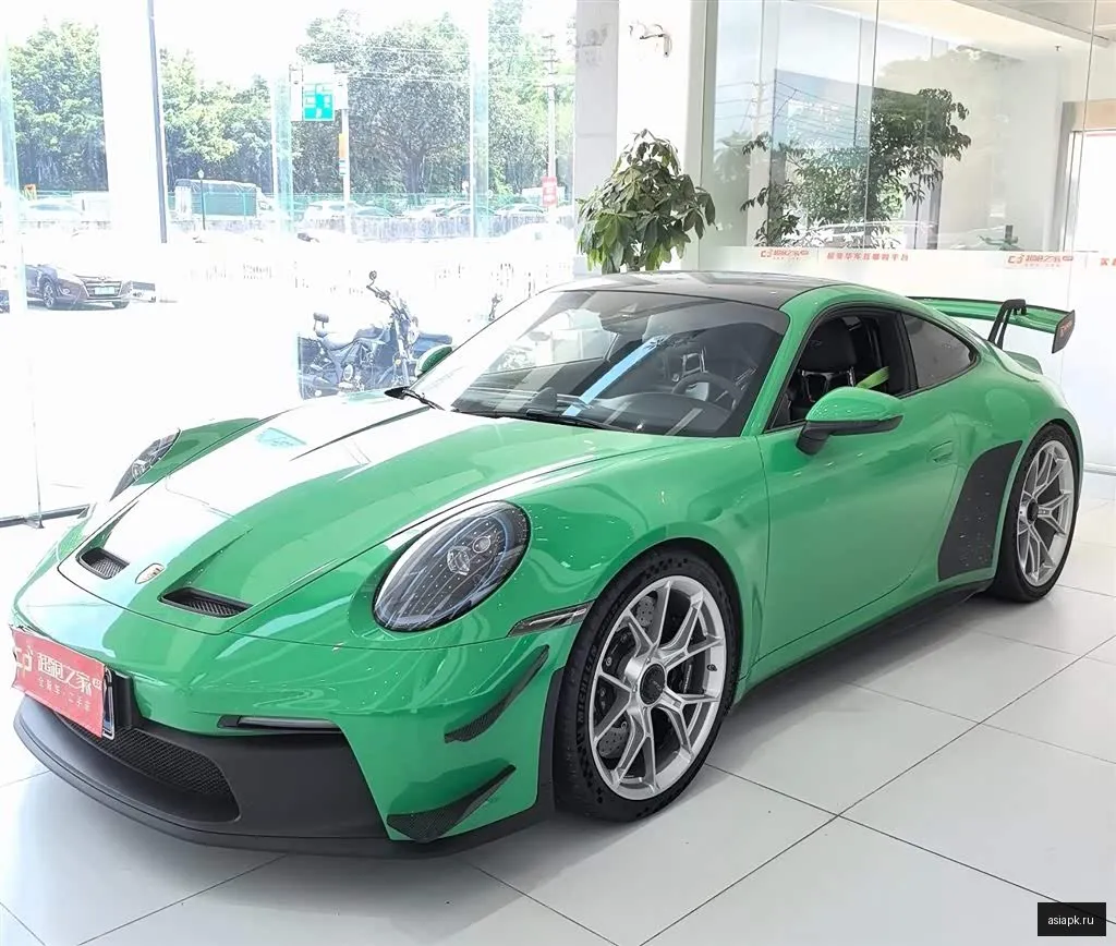 Porsche 911 2
