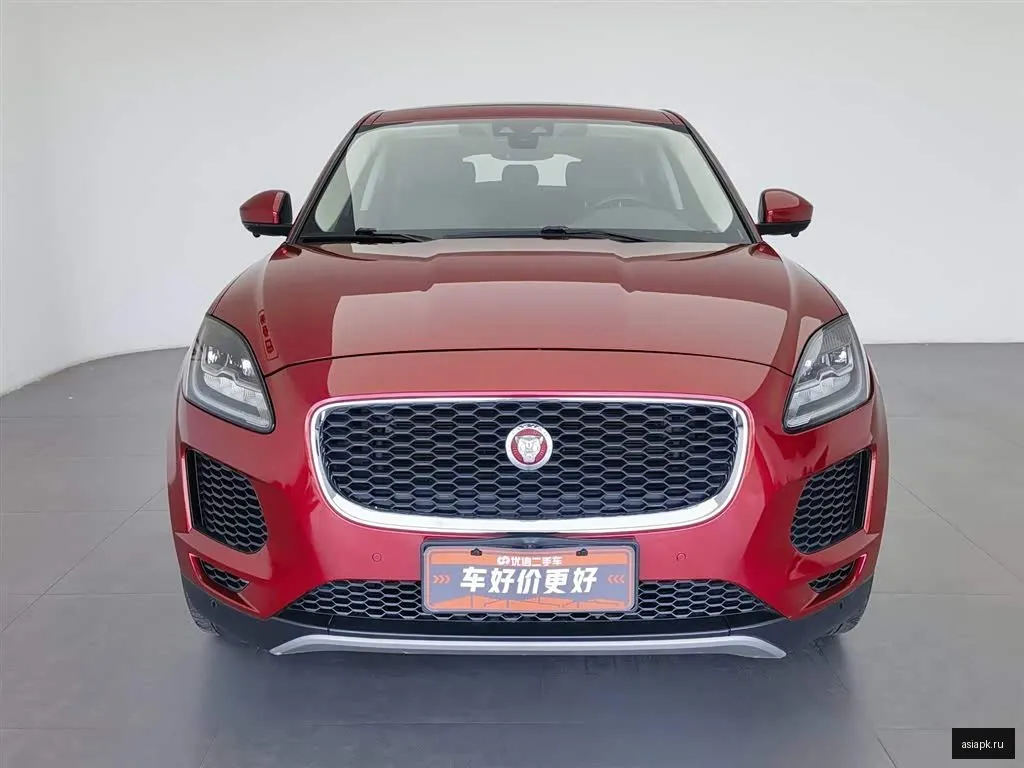 Jaguar E-Pace 3