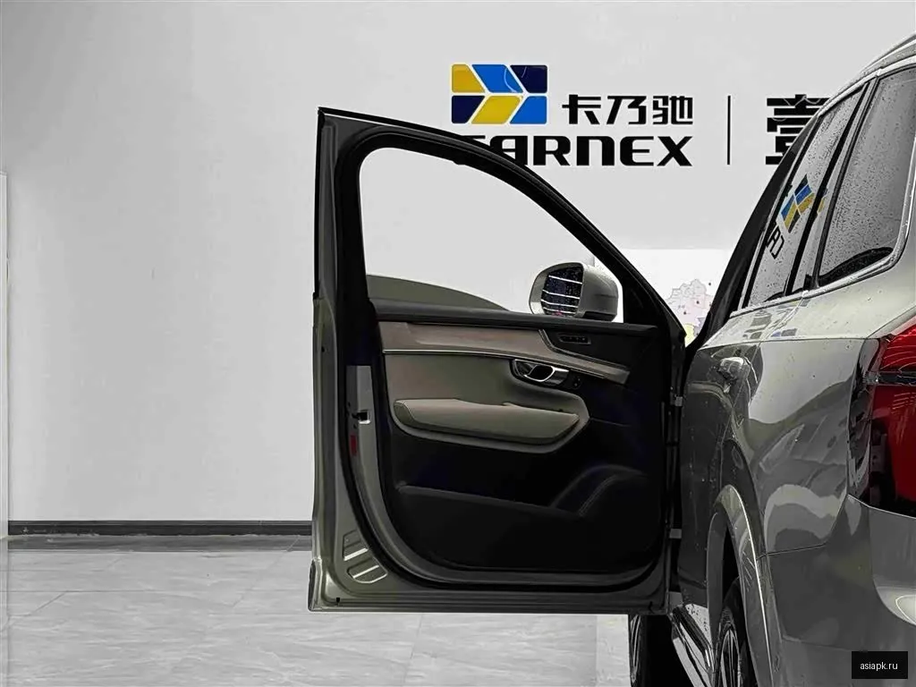 Volvo XC90 5