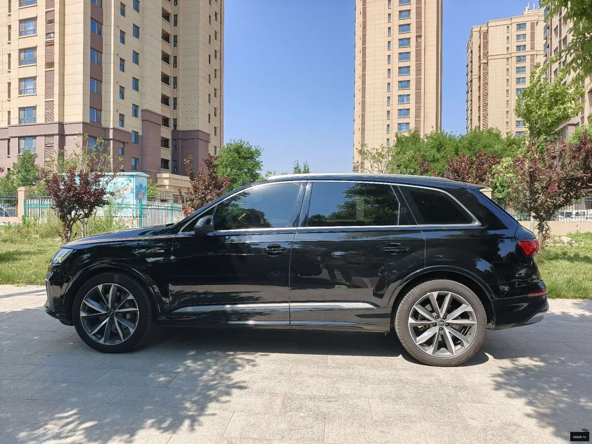 Audi Q7 3
