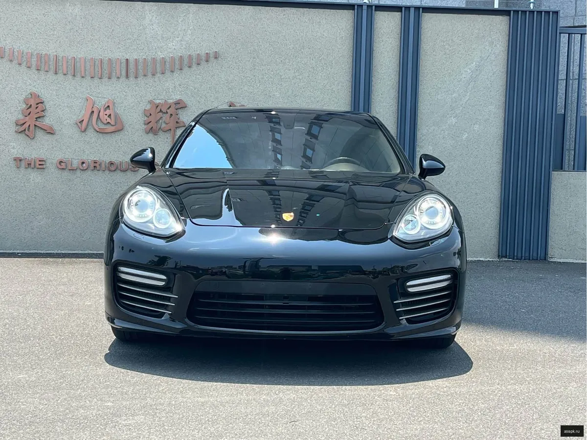 Porsche Panamera 2
