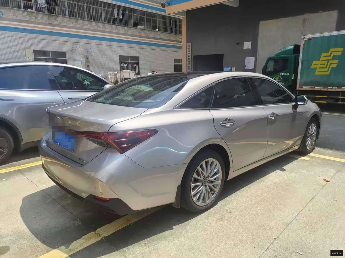 Toyota Avalon 3