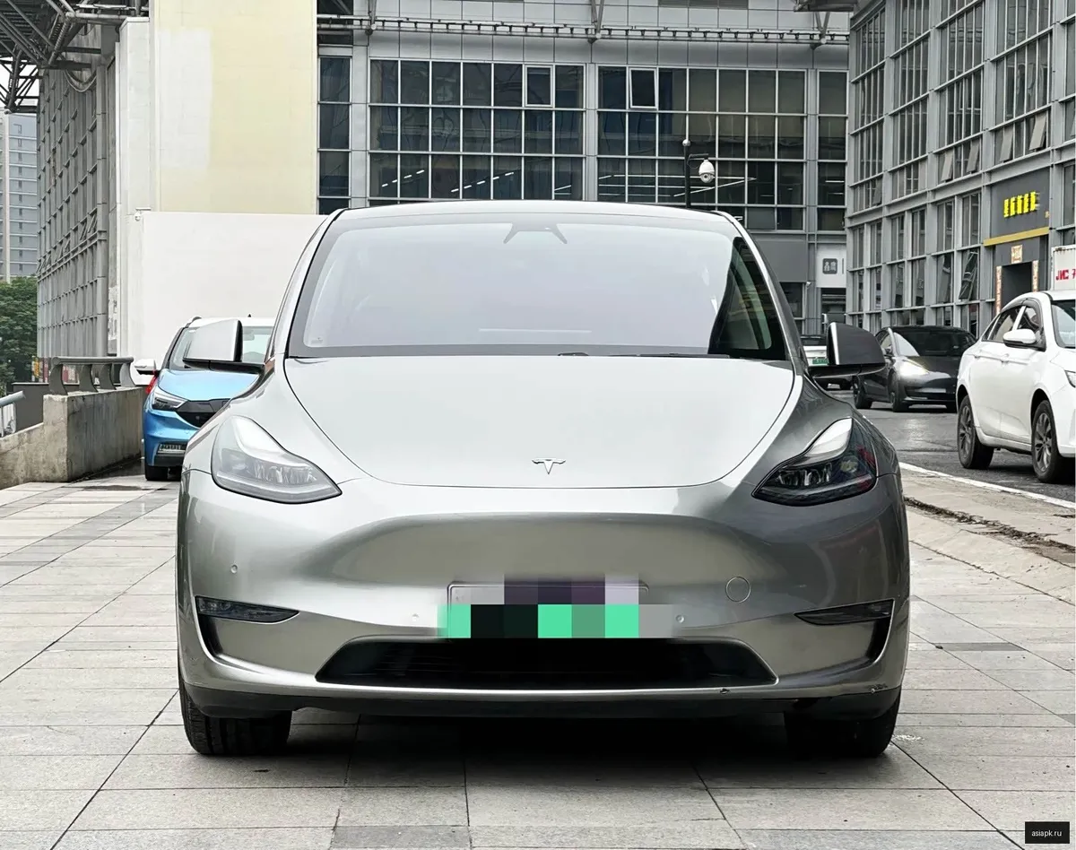 tesla Model Y 2