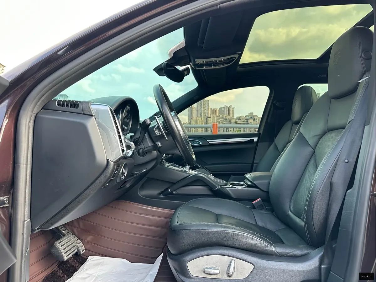 Porsche Cayenne 4