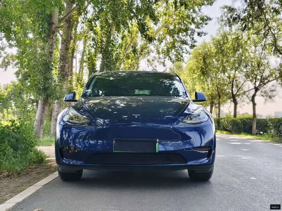 tesla Model Y 2