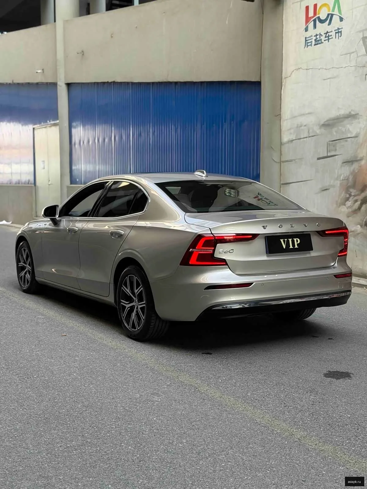 Volvo S60 5
