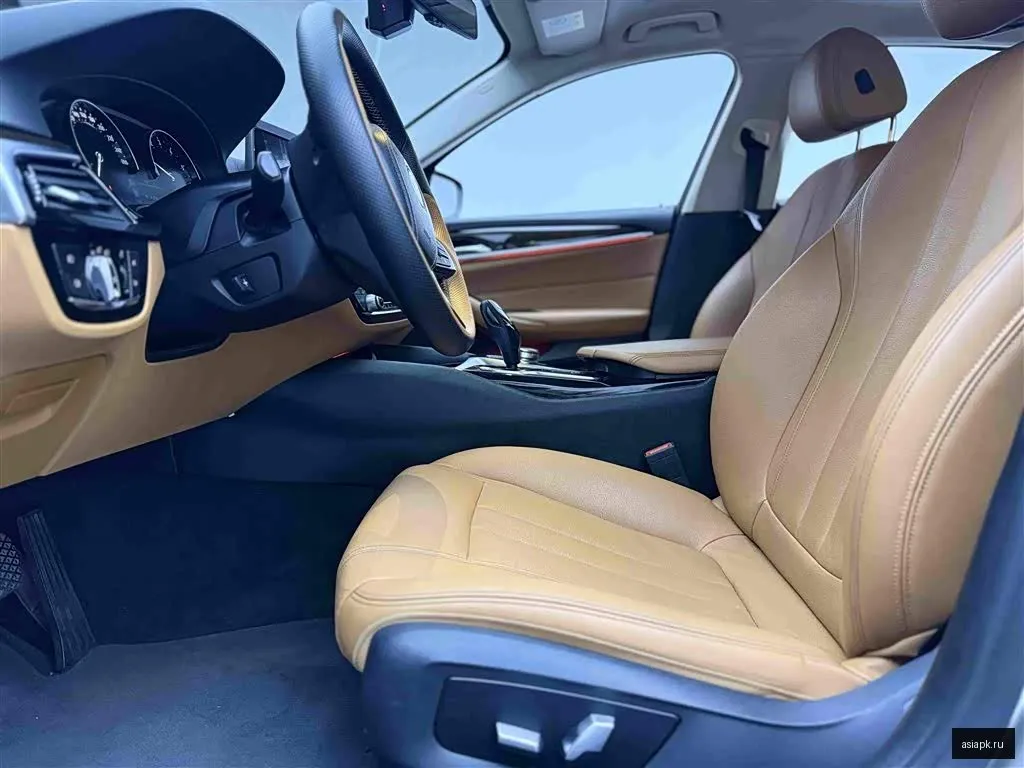 BMW 5-Series 6