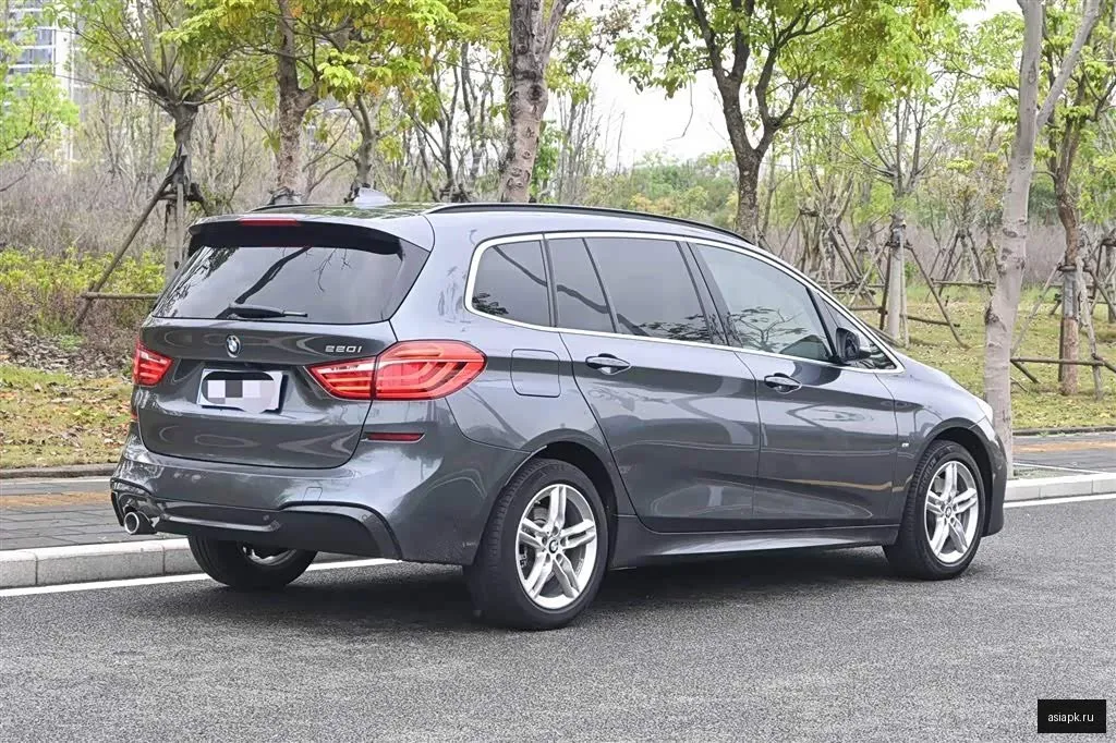 BMW 2-Series 3