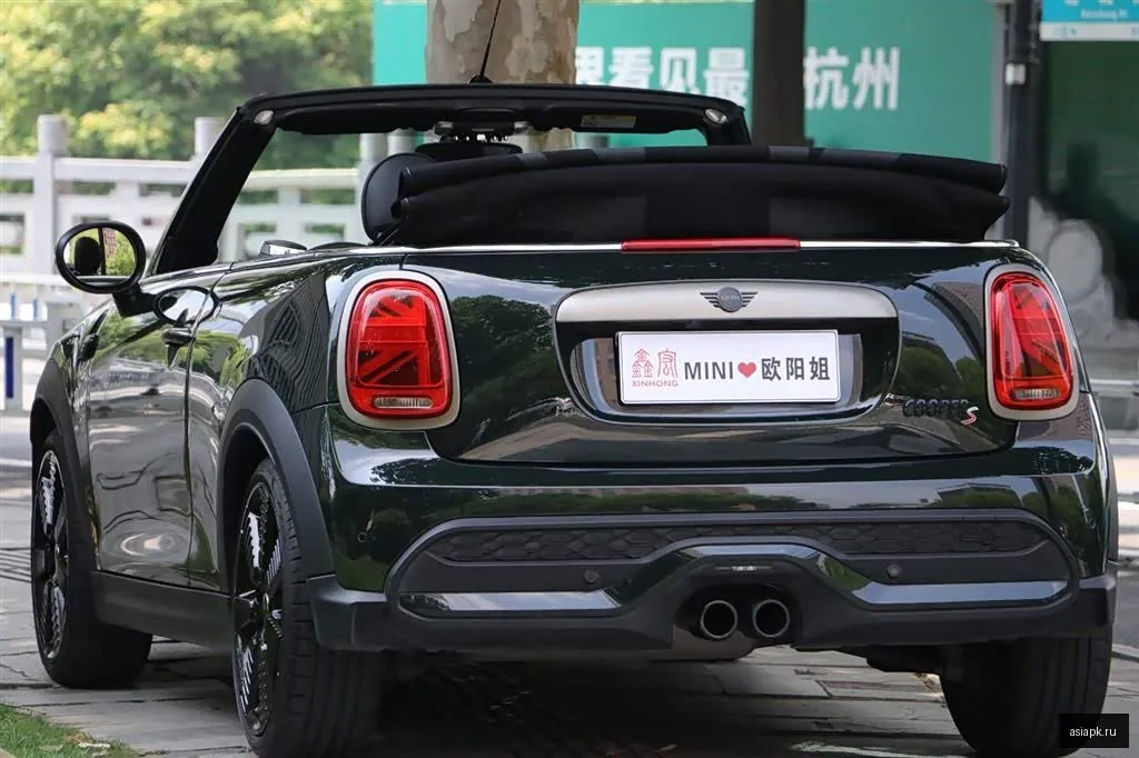MINI Hatch 6