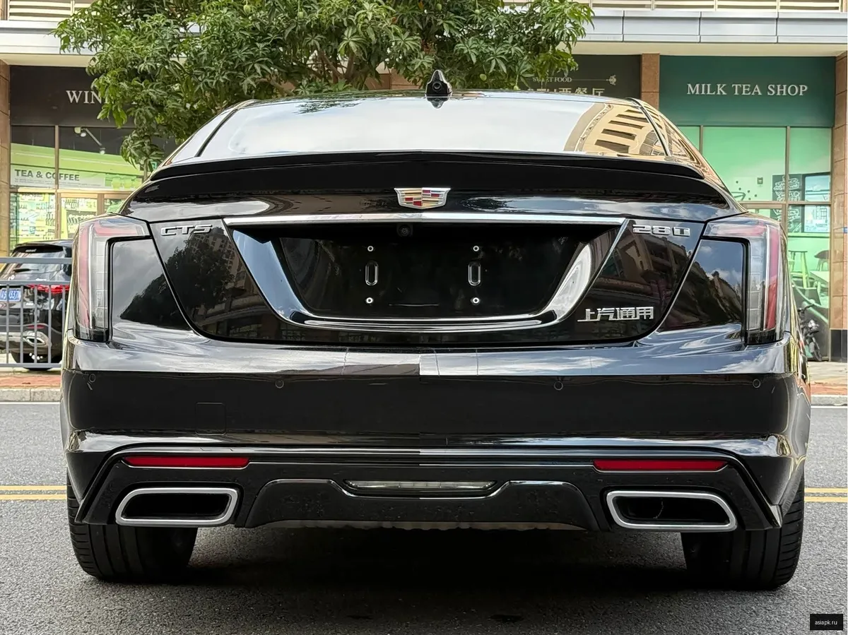 Cadillac CT5 4
