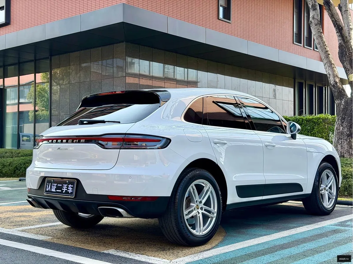 Porsche Macan 6