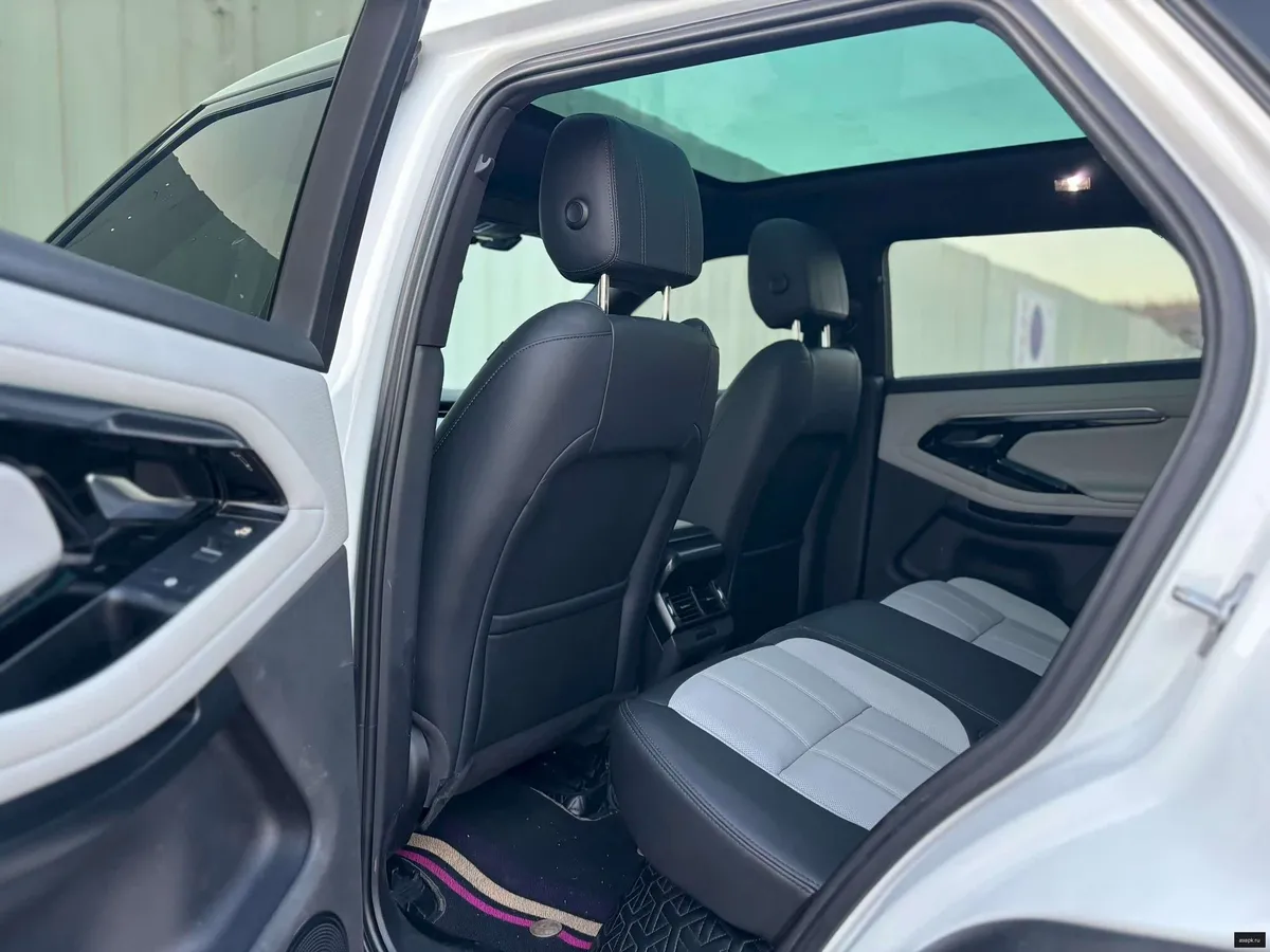 Land Rover Range Rover Evoque 6
